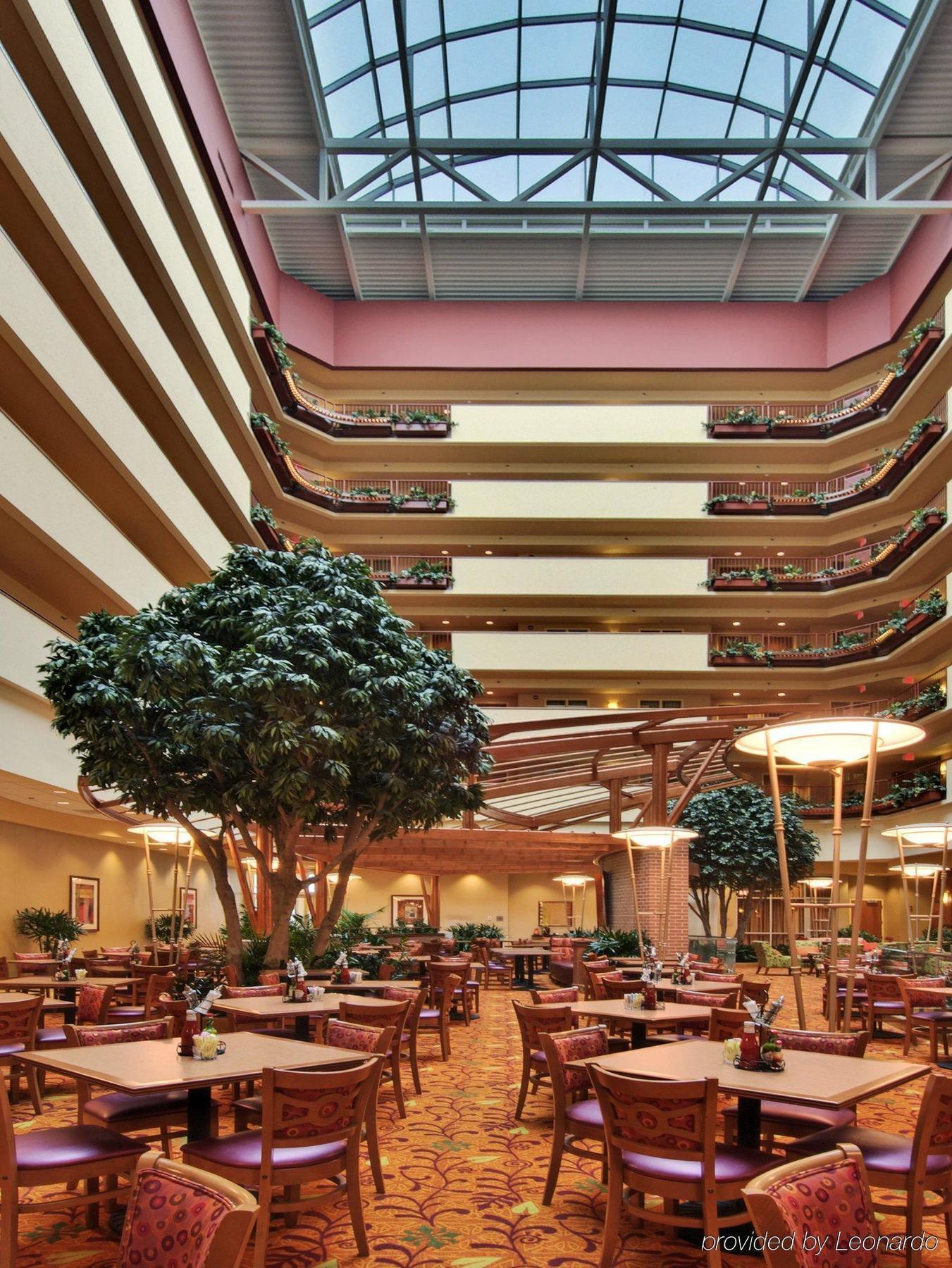 Embassy Suites Omaha- La Vista/ Hotel & Conference Center Restaurant photo